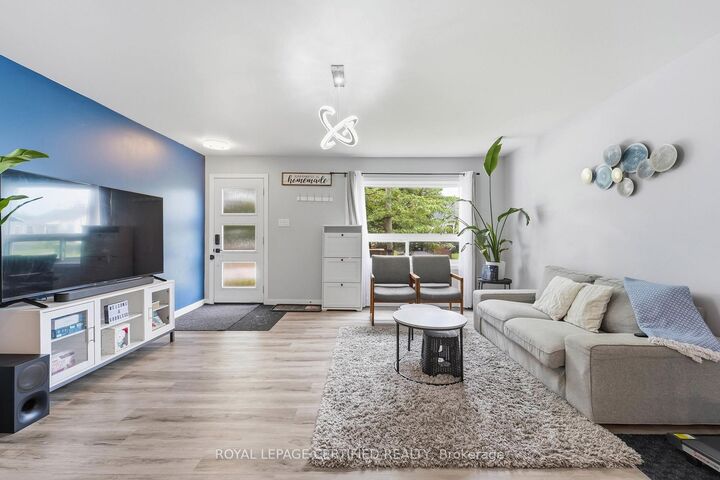 Property Photo: 18 Coventry Street ON L2R 6X7