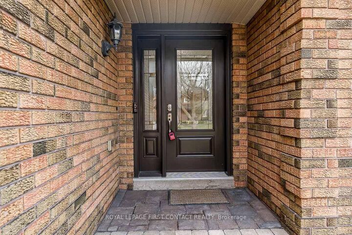 Property Photo: 35 Gibbon Drive ON L4N 6S9
