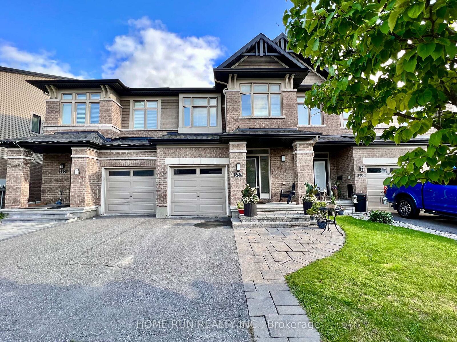 Property Photo:  637 Tennant Way  ON K4M 0C7 