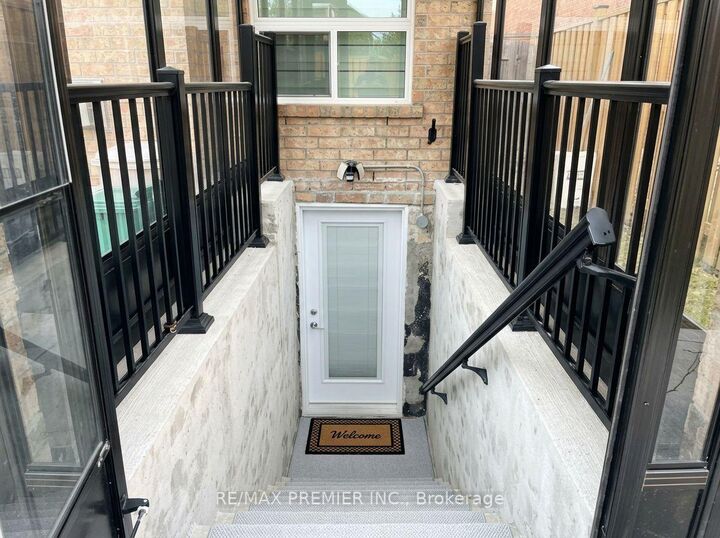 Property Photo: 85 Livingston Road ON L9T 6J7