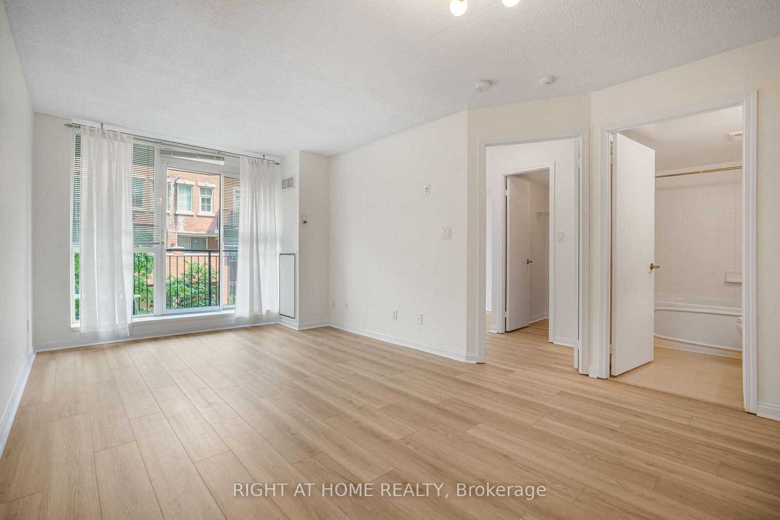 Property Photo: 1000 King Street W 220 ON M6K 3N1