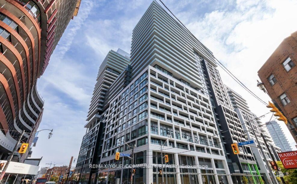 Property Photo: 135 Lower Sherbourne Street 937 ON M4A 1Y4