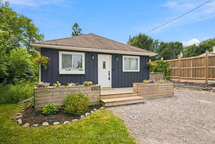 Property Photo: 5987 Lakeshore Road ON L4A 7X3