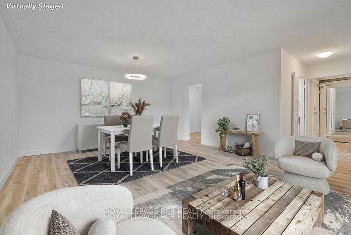 1535 Lakeshore Road E 205 — photo 1