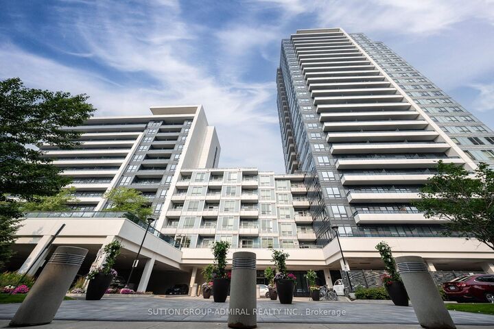 Property Photo:  7890 Bathurst Street 705  ON L4J 0J8 