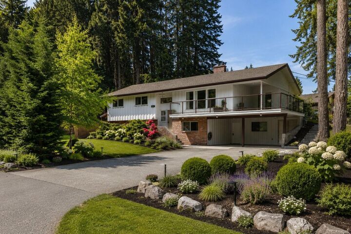 2280 Calais Rd — photo 1