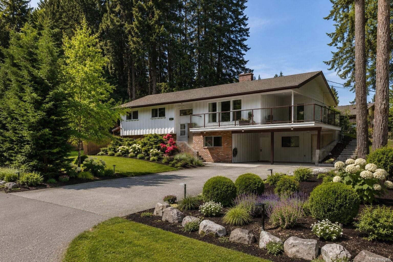 Property Photo: 2280 Calais Rd BC V9L 5V2