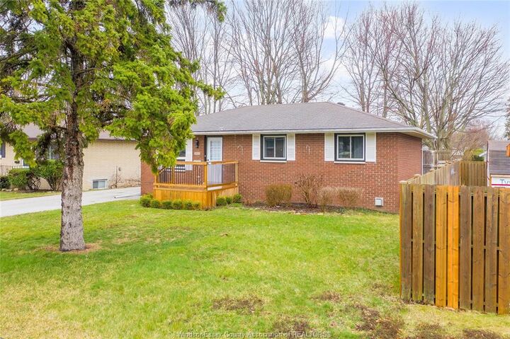 Property Photo: 177 Owenwood ON N9Y 3L3