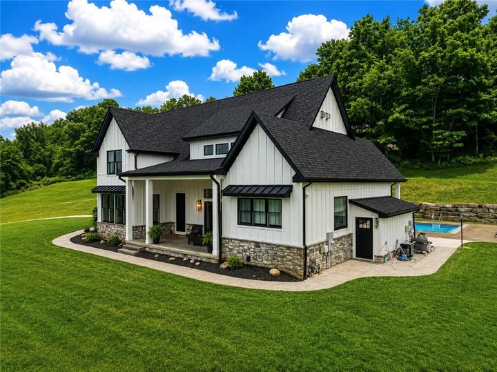 Property Photo: 880 Seabright PA 15057