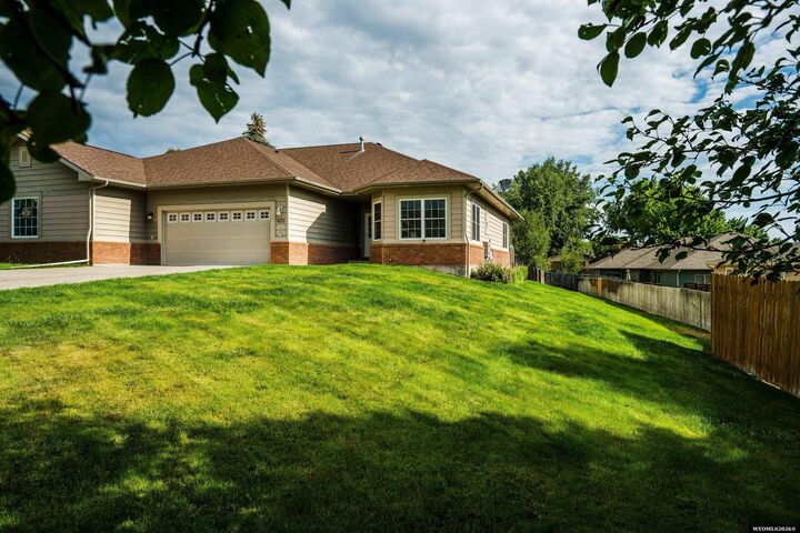 Property Photo:  600 Comanche Lane  WY 82834 
