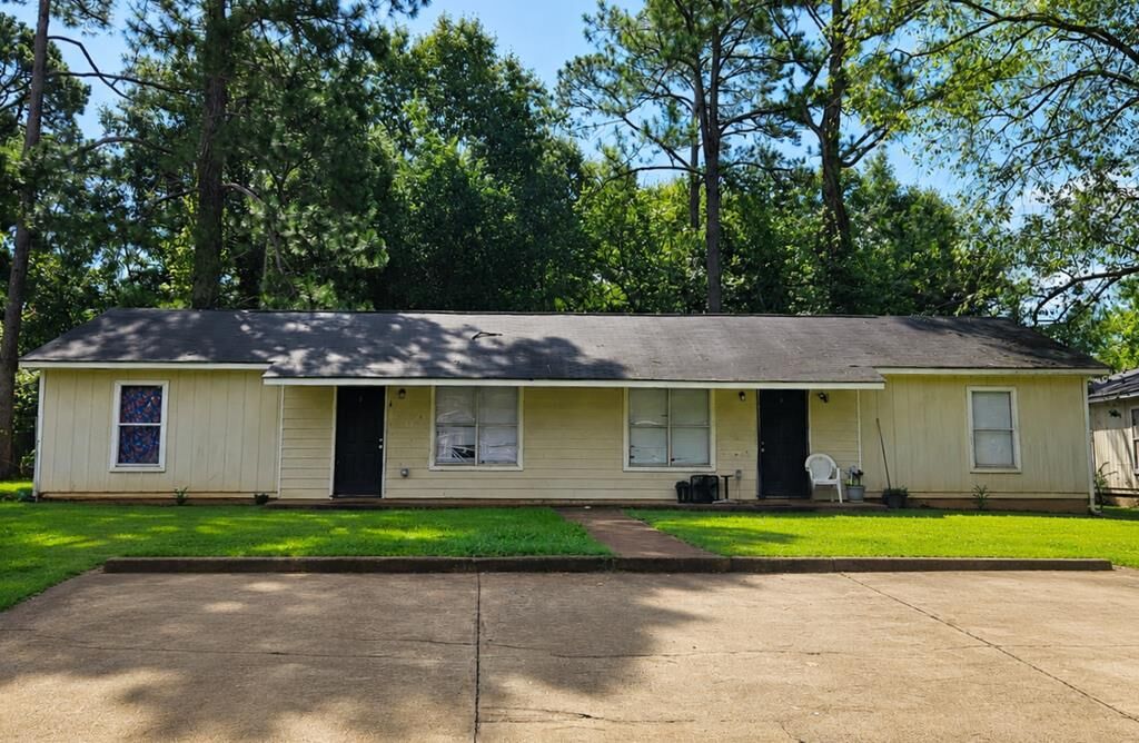 Property Photo:  336 Station Crossing Drive  GA 31721 