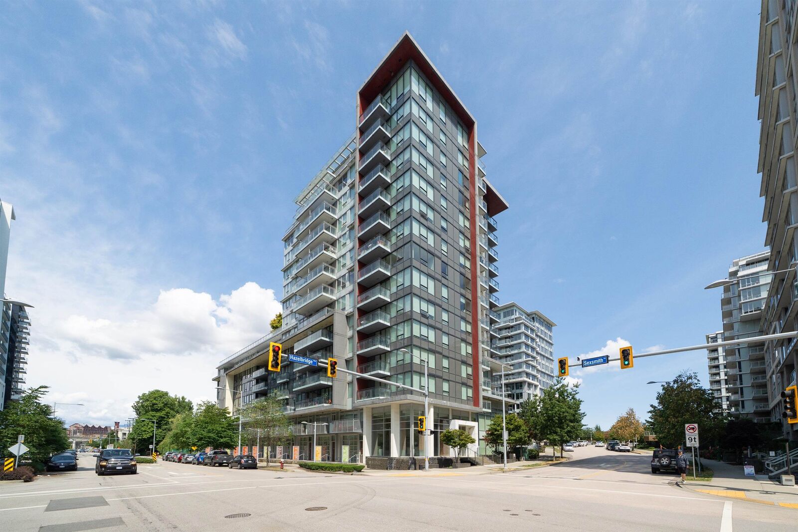 Property Photo: 8833 Hazelbridge Way 1602 BC V6X 0N3