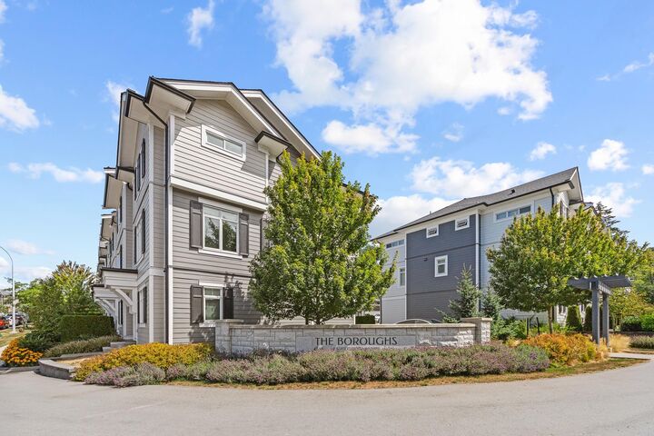Property Photo: 2070 Oak Meadows Drive 18 BC V3Z 1J1