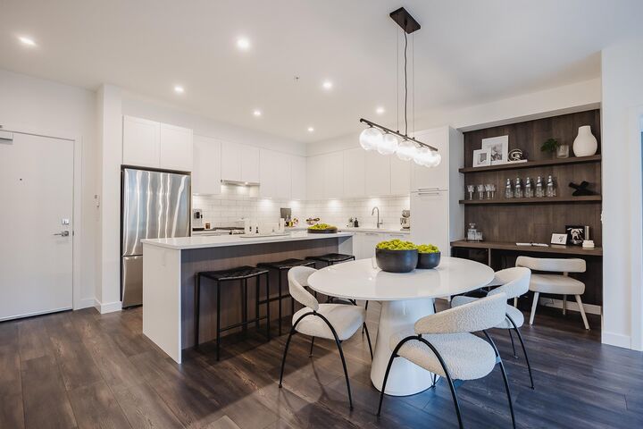 Property Photo: 32174 George Ferguson Way 602 BC V2T 0L3