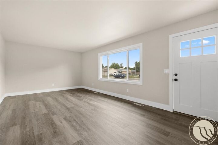 Property Photo: 1106 W Maryland Lane MT 59044