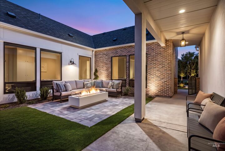 Property Photo: 14655 N Goldfinch Ave ID 83714