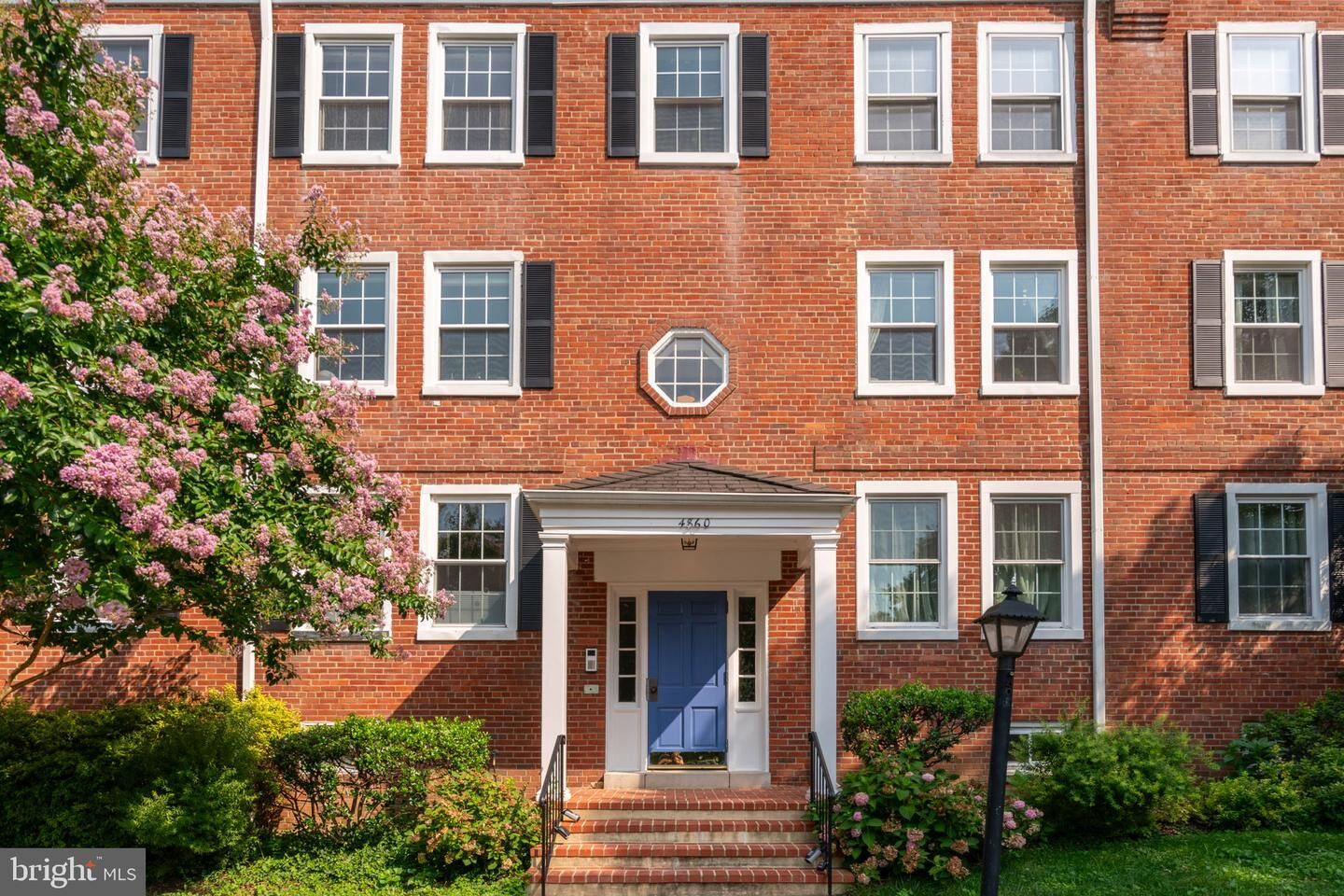 Property Photo:  4860 28th C1  VA 22206 