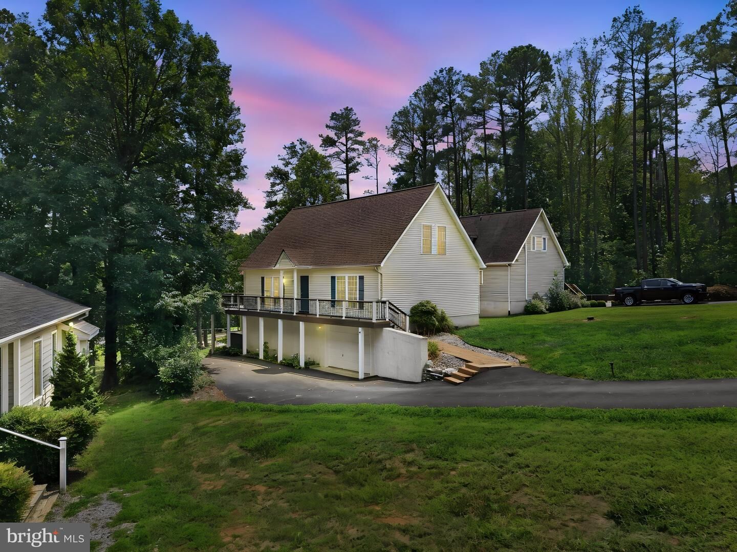 Property Photo: 3359 Fisherman Way VA 23024