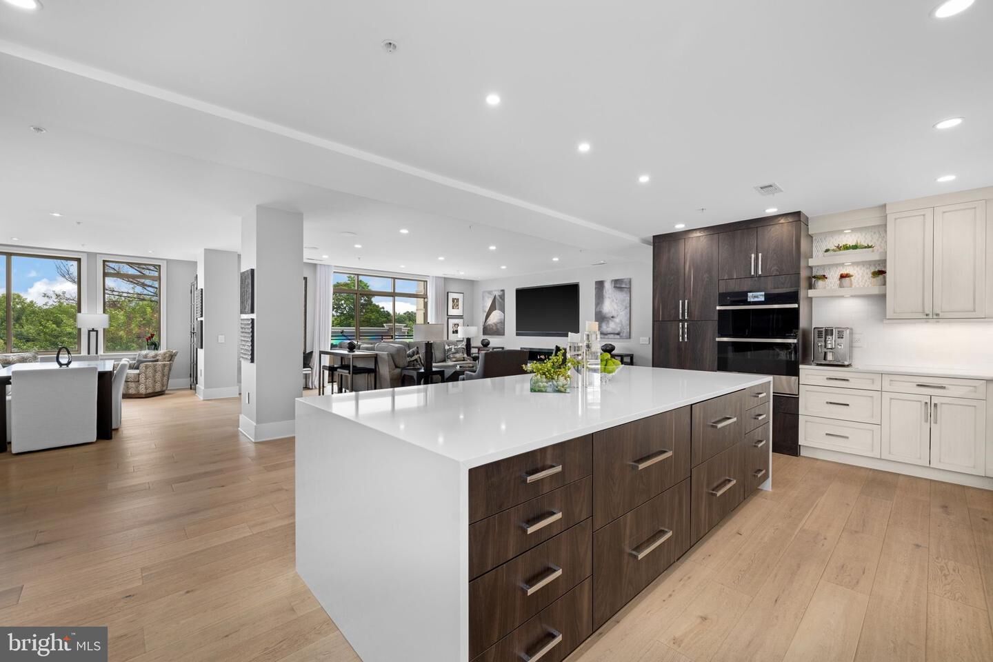 Property Photo: 1450 Emerson Avenue 317 VA 22101