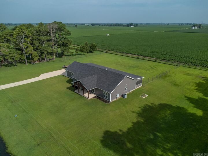 Property Photo:  1701 Brown St  AR 72411 