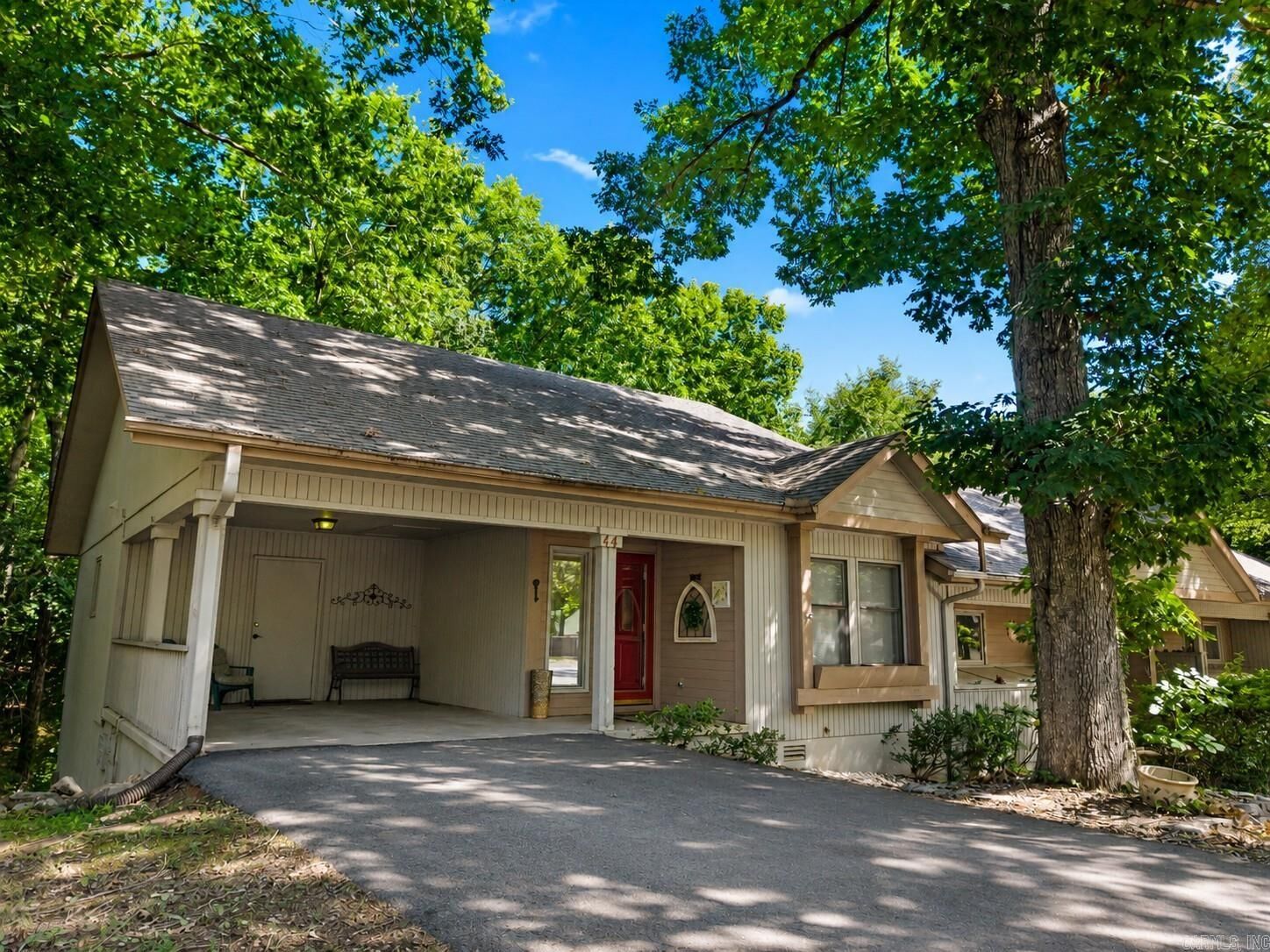 Property Photo: 44 Esmeralda AR 71909