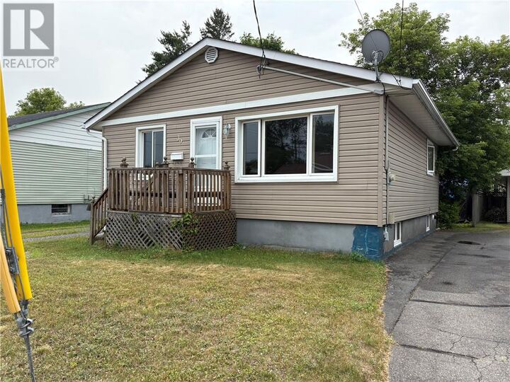 Property Photo:  39 Oakwood Avenue  ON P0M 1H0 