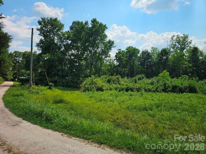 Property Photo:  189 Border Road W  SC 29730 