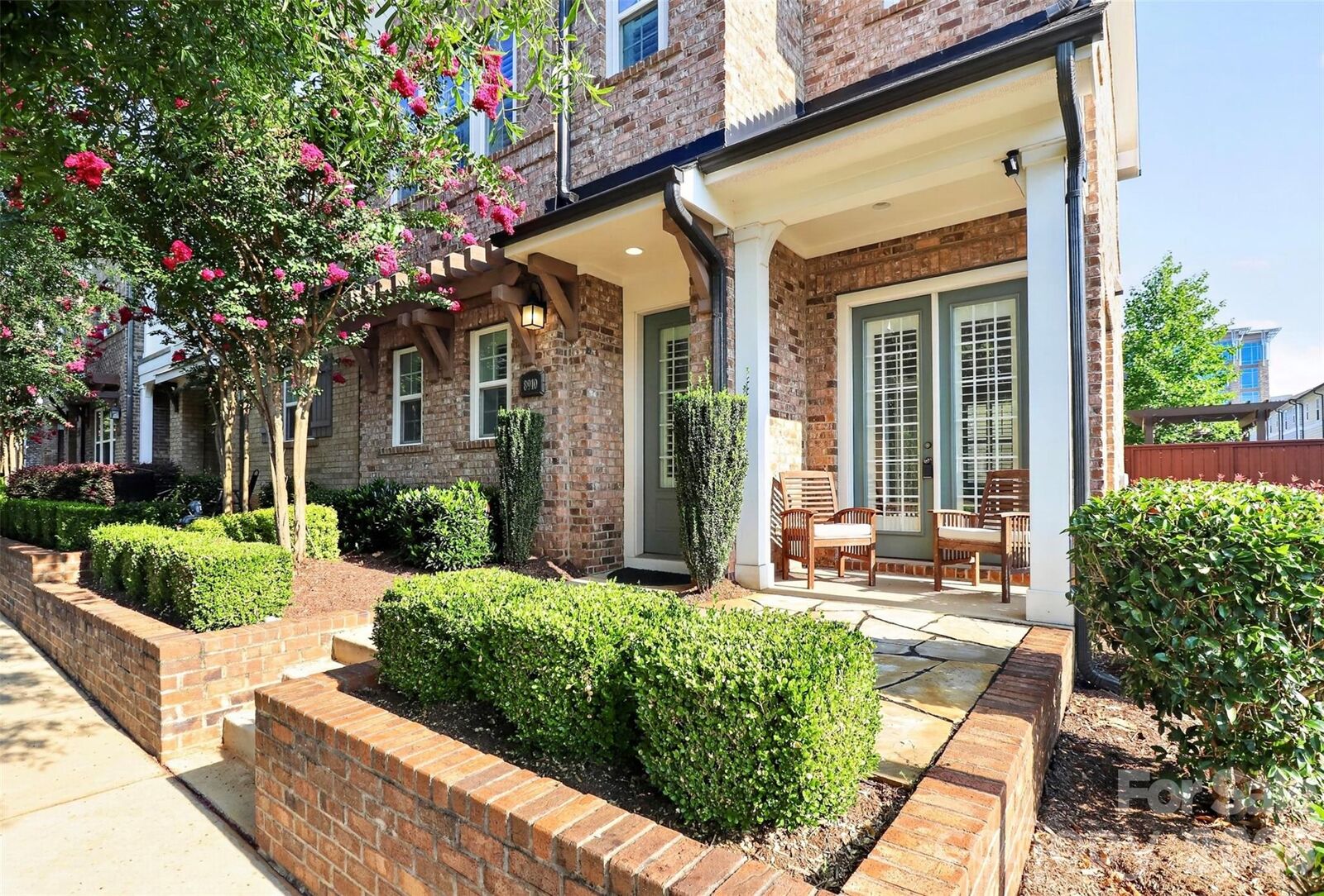Property Photo: 8910 Matthews Farm Lane NC 28277