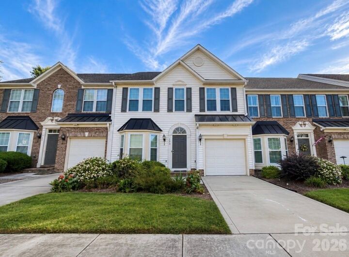 Property Photo: 320 Shingleoak Drive SC 29710