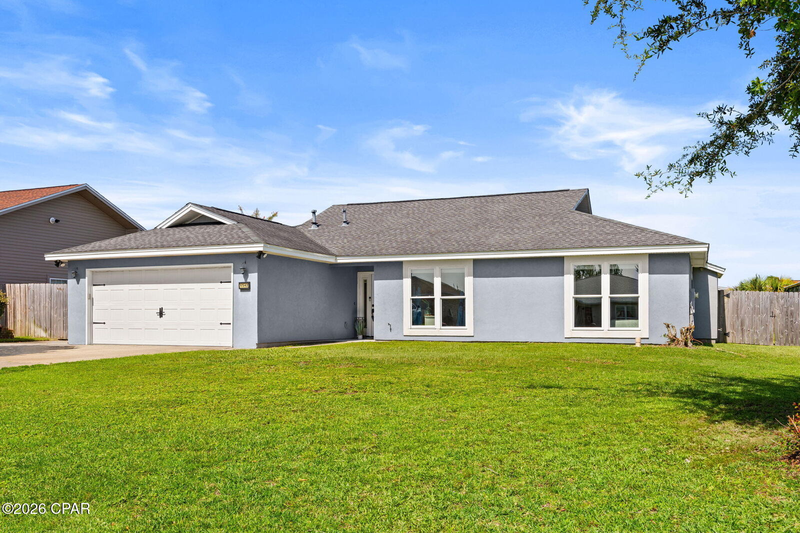 Property Photo: 1542 Blue Grass Lane FL 32444