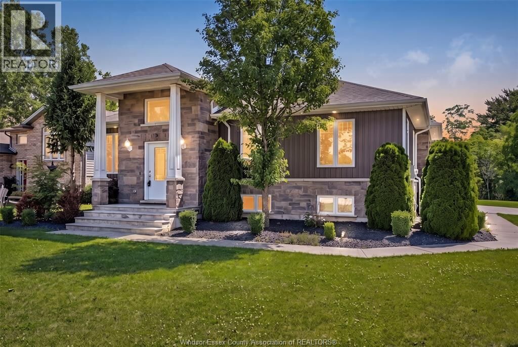 Property Photo: 10 Lisa Street ON N0P 2P0