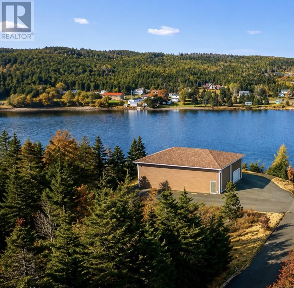 Property Photo: 8 Northside Crescent NL A0A 1W0