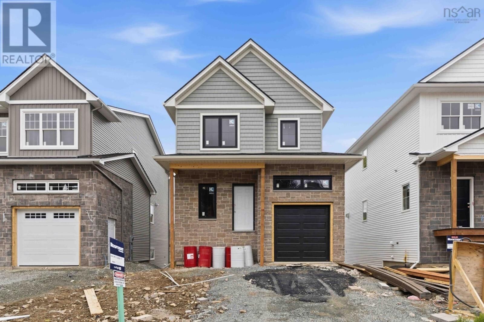 Property Photo: 7 Garvey Court 50 NS B4B 2V7