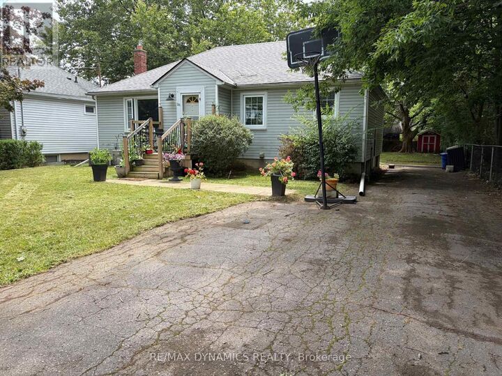 Property Photo:  26 Beamer Avenue  ON L2M 2L3 