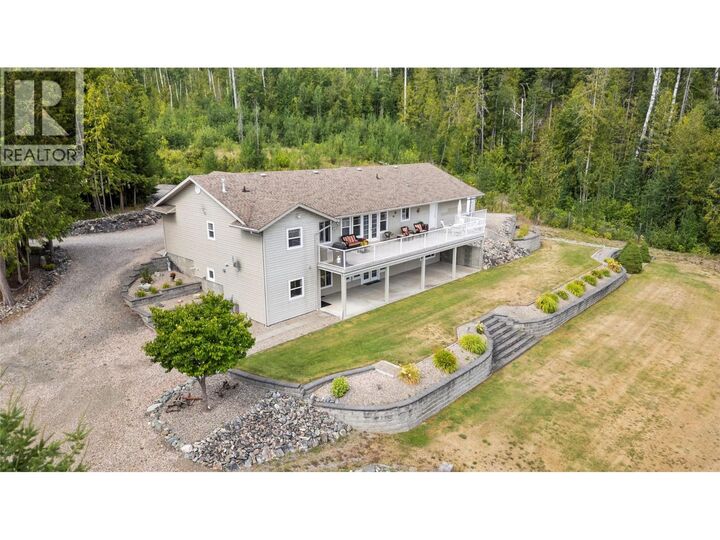 Property Photo: 1406 Huckleberry Drive BC V0E 2W1