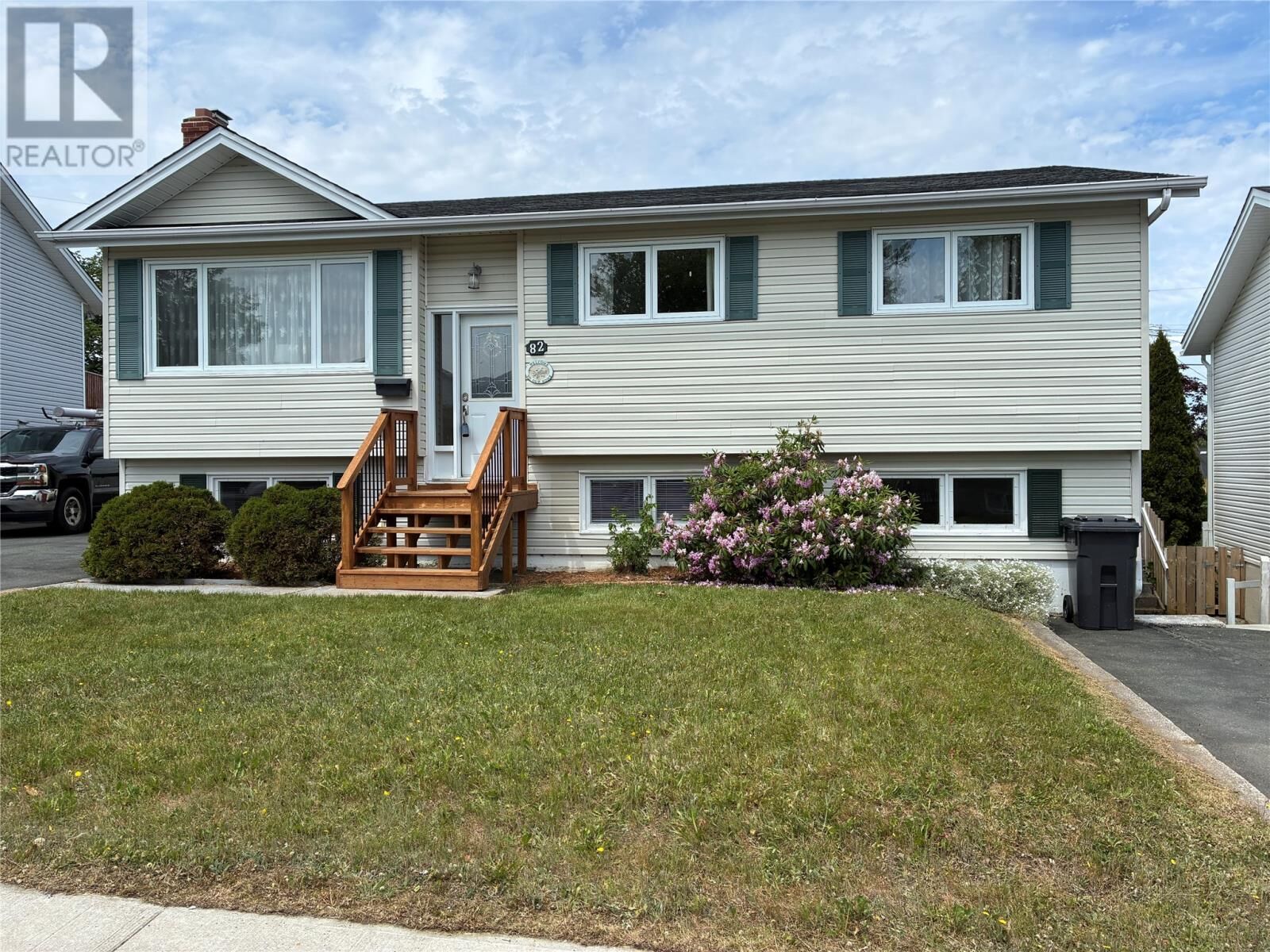 Property Photo: 82 Glendale Avenue NL A1N 1H8