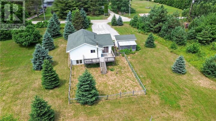 Property Photo:  64 Pleasantview Terrace  ON P0P 1S0 