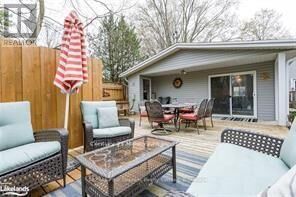 Property Photo: 435 Napier Street B ON L9Y 3T8