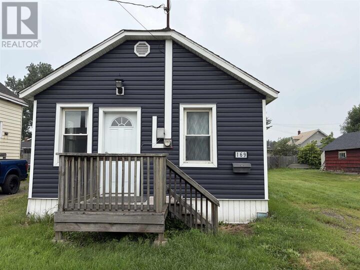 169 Goetz St — photo 1
