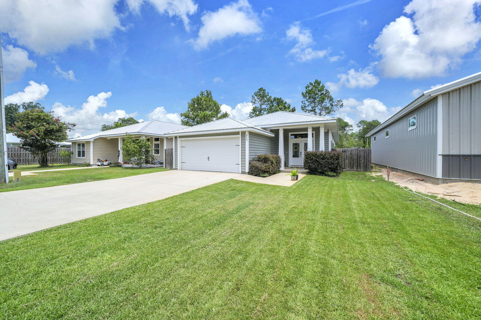 Property Photo: 220 Pines Street FL 32578