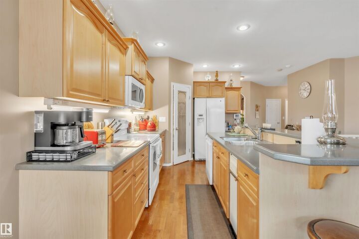 Property Photo:  3006 Red Fox Drive  AB T9M 1N9 