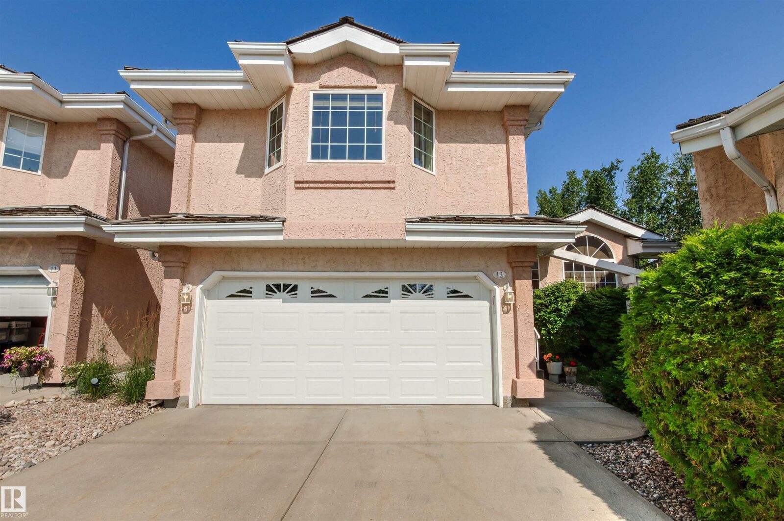 Property Photo:  64 Blackburn Drive SW 12  AB T6W 1C1 