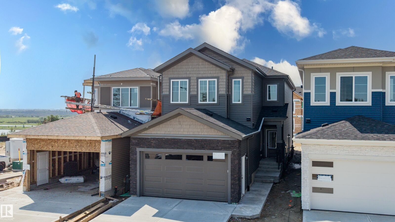 Property Photo: 819 158 Avenue NE AB T5Y 4M9