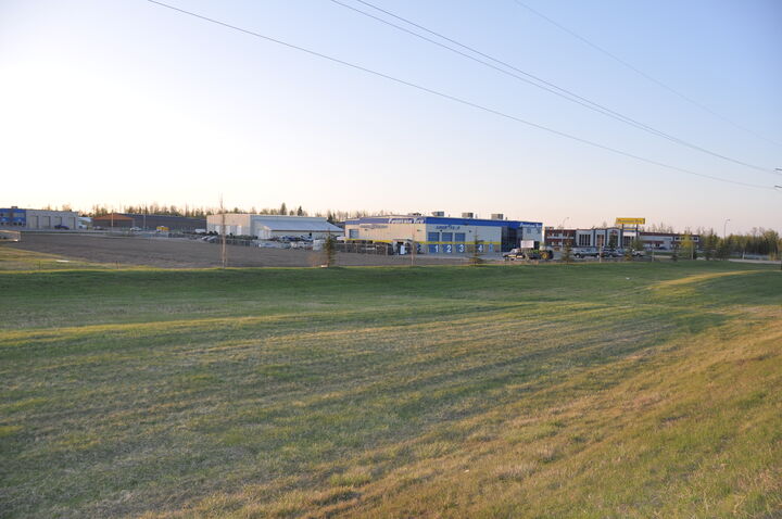 Property Photo:  56 Street  AB T7A 0B2 