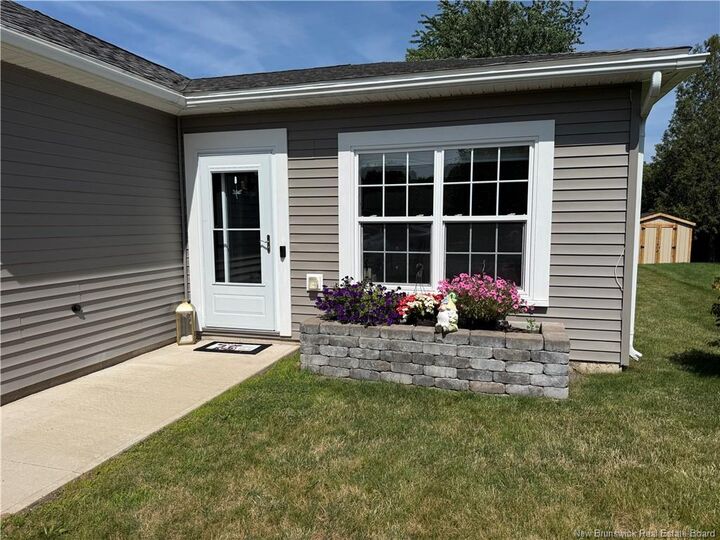 Property Photo:  17 Parkview Lane  NB E4E 0J8 