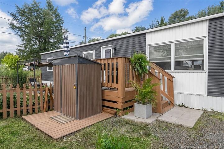 Property Photo:  6 Holly Street  NB E3B 6W3 