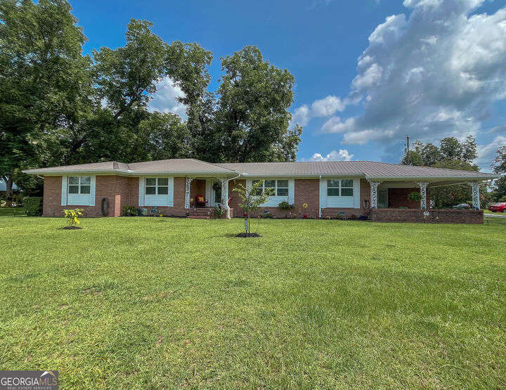 Property Photo: 141 N Railroad Avenue GA 31011