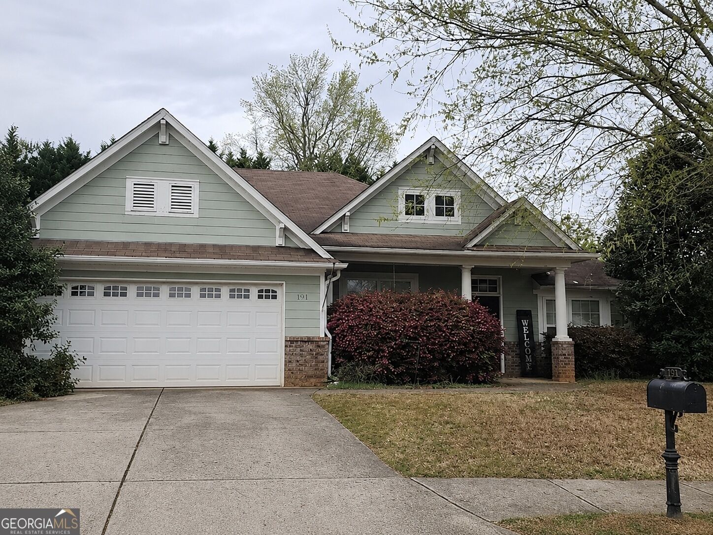 Property Photo: 194 Cedar Mill Drive GA 30132