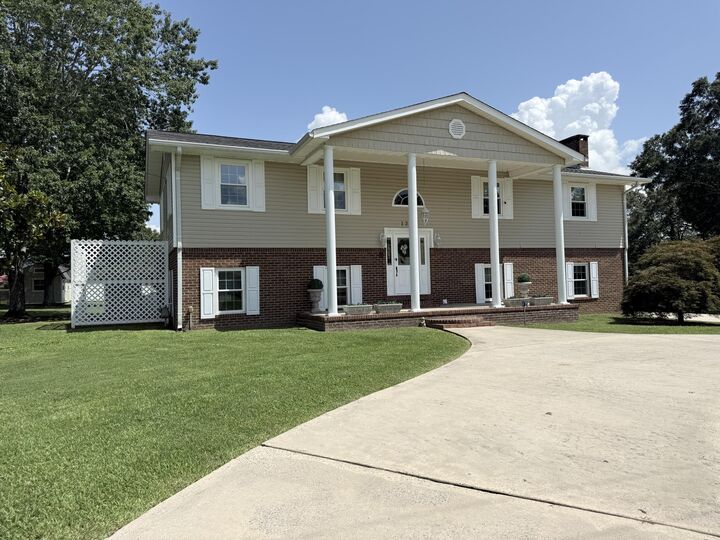 Property Photo: 1220 Doctor Lee Avenue AL 35740