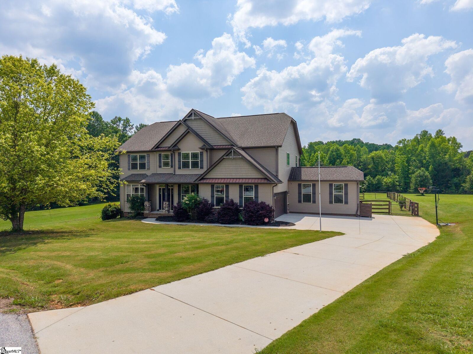 Property Photo: 26 Fancy Lane SC 29690